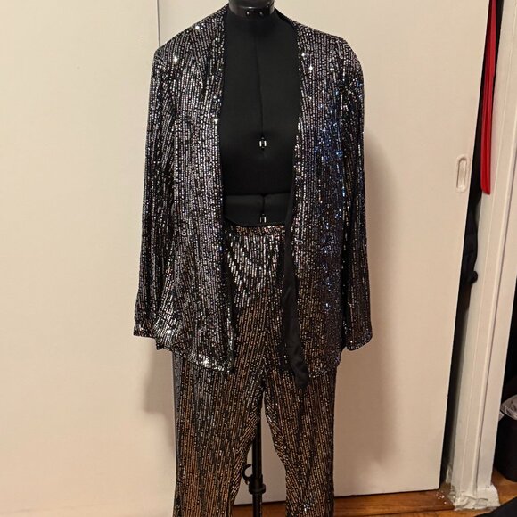 Plus Size 2 Piece Sequin Pant Suit - Picture 1 of 2